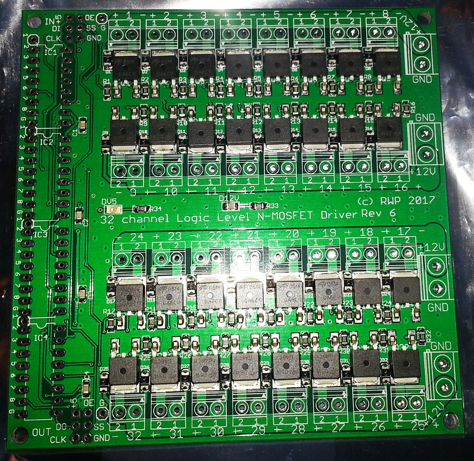 32 MOSFET SMDs